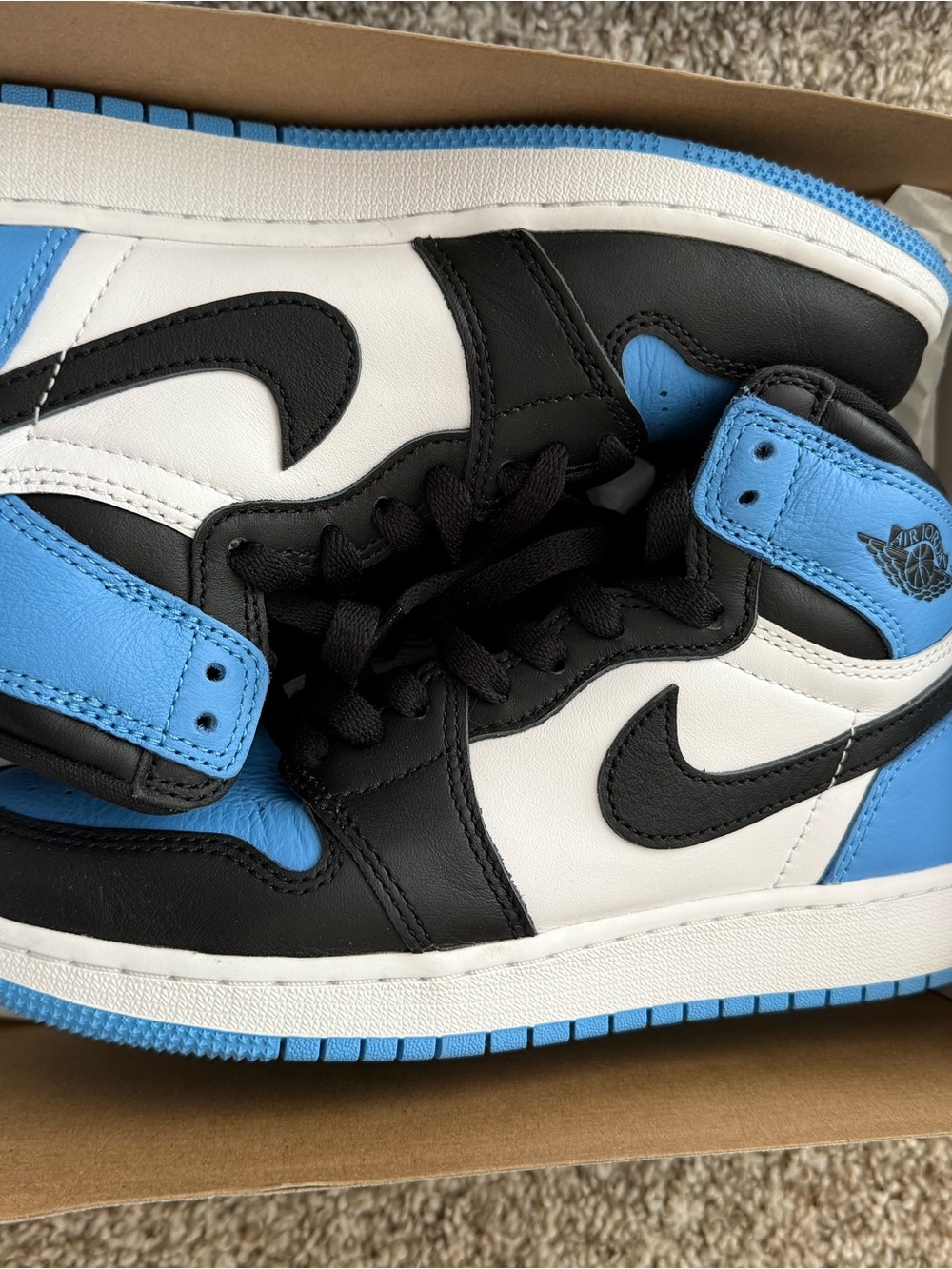 Nike Women’s Sneakers Black White University Blue